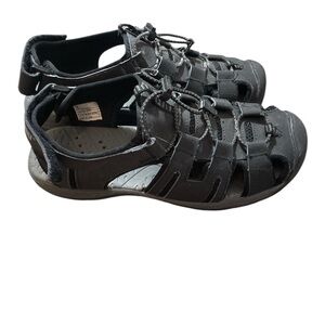 F4- Khombu Black Fisherman Sandals Durable Outdoor Shoes